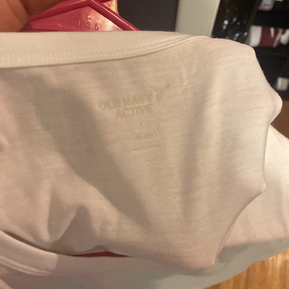 Two NWOT Active Wear Crop Tops - Picture 4 of 4